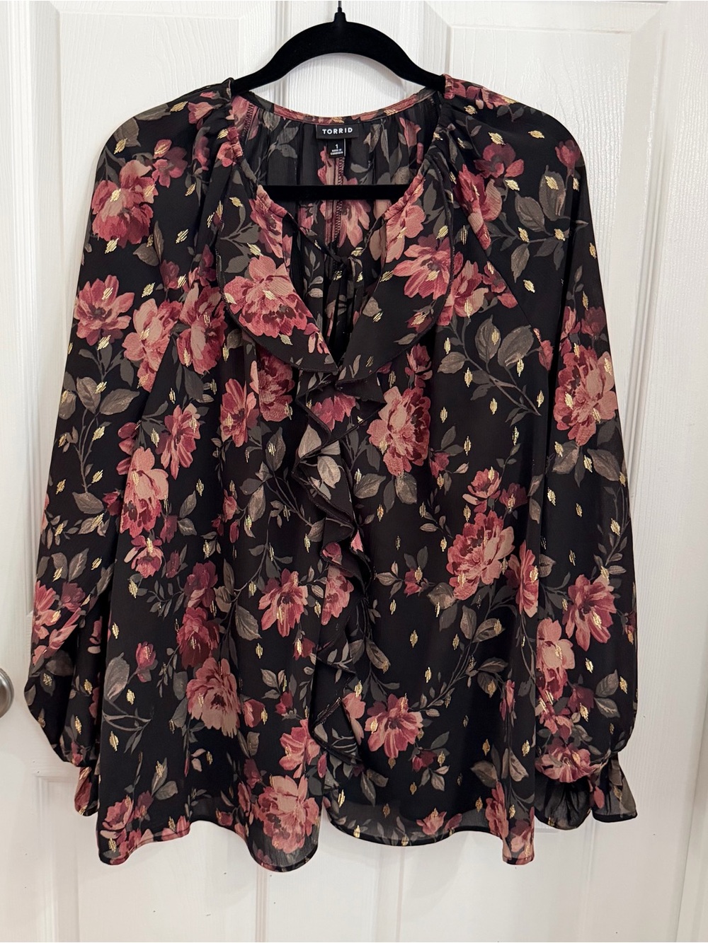 Torrid Black Floral Ruffle Tie-Neck Blouse Size 1